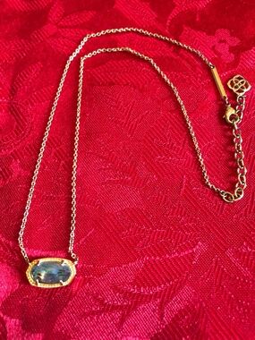 Kendra Scott Necklace